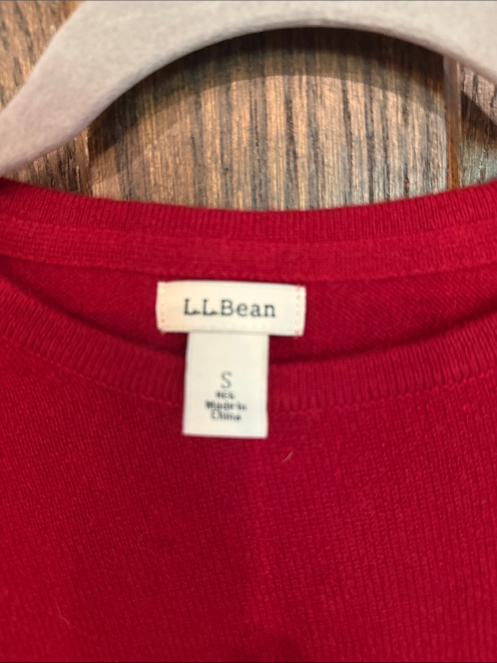 L.L. Bean Red Cashmere Crewneck Sweater Size Small - Picture 2 of 8